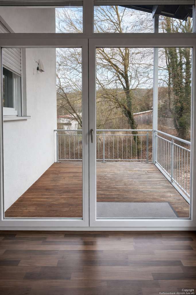 Immobilie in Dietfurt an der Altmühl - Anschauen & Einziehen  Topmoderne und großzügige 3 ZKB Wohnung mit sonnigem Balkon und Garage in Tög - Bild 3