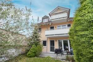 Kapitalanleger aufgepasst! Mehrfamilienhaus mit 3 Wohneinheiten im Zentrum von Weilheim! – Die vollständige Adresse der Immobilie erhältst du vom Anbieter., 82362 Weilheim in Oberbayern – Vorschaubild 1