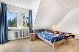 Reserviert! Familienglück in bester Lage - modernisierte DHH mit Garten und Carport – Die vollständige Adresse der Immobilie erhältst du vom Anbieter., 26131 Eversten, Oldenburg (Oldenburg) – Vorschaubild 20