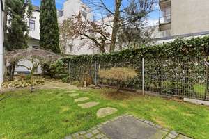 Stilvolles Gründerzeithaus mit 341m² Wohnfläche verteilt auf drei Wohneinheiten im Bonner Zentrum – Die vollständige Adresse der Immobilie erhältst du vom Anbieter., 53111 Bonn-Zentrum, Bonn – Vorschaubild 45