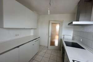 LICHTDURCHFLUTETE 3-ZIMMER-WOHNUNG MIT DACHBODEN IN TOPQUARTIER – 40477 Pempelfort, Düsseldorf – Vorschaubild 7