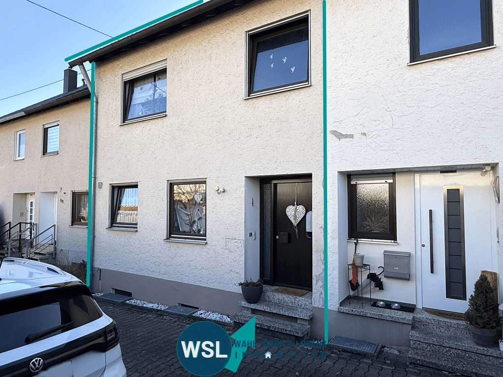 Immobilie in Oberboihingen - Raumwunder für Renovierer: Reihenhaus mit Garten & Garage in Oberboihingen. Viel Platz für Familien. - Bild 1