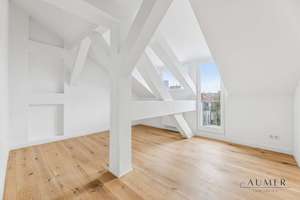 Modern saniert: Offen geschnittene Dachgeschosswohnung mit Balkon – Die vollständige Adresse der Immobilie erhältst du vom Anbieter., 10119 Prenzlauer Berg, Berlin – Vorschaubild 6
