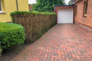 Kleines, vermietetes Einfamilienhaus mit Garage und Terrasse in zentrumsnaher Wohnlage – Nordfriesland (Kreis) – Vorschaubild 2