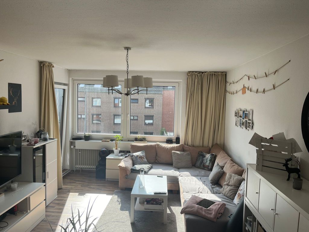 Exklusive 3ZimmerWohnung mit gehobener Ausstattung, Balkon und EBK in