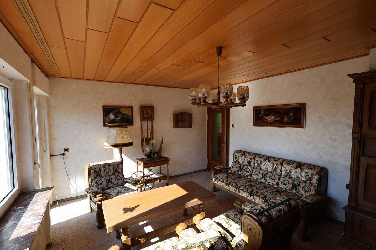 Immobilie in Hüllhorst - Einfamilienhaus mit Potenzial – ruhige Lage, nur ein Nachbar - Bild 9