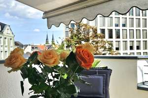 L(o)uftig Wohnen mitten in d´r City mit exponiertem Traumblick auf  Bönnsche Sehenswürdigkeiten !