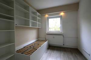 Modernisiertes Zuhause für die ganze Familie – grün und bestens angebunden – Die vollständige Adresse der Immobilie erhältst du vom Anbieter., 12207 Lichterfelde, Berlin – Vorschaubild 3