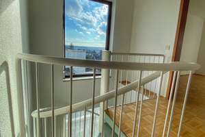 SEEBAUER | 4 Zi. Dachterrasse Maisonette in Aubing - hell und ruhig - Bad mit Fenster – Überlinger Weg 8, 81243 Aubing-Süd, München – Vorschaubild 11