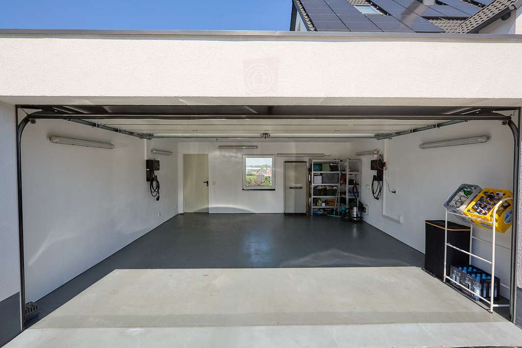 Immobilie in Reichertshofen - Premium-Doppelhaushälfte mit Energie-Plus-Konzept | PV, Wärmepumpe, Sauna & Doppelgarage - Bild 3