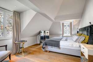 Großzügige Ensemblevilla mit Garten. Gehobenes Familiendomizil. – Die vollständige Adresse der Immobilie erhältst du vom Anbieter., 80803 Münchner Freiheit, München – Vorschaubild 9
