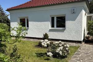 Möbliertes Einfamilienhaus in Berlin - Rudow  (Mindestmietzeit 2 Monate)