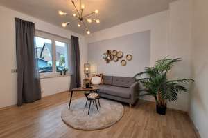 Lust auf Garten? Charmantes Zweifamilienhaus mit Erker, Garten und Balkon sucht fleißige Handwerker! – Die vollständige Adresse der Immobilie erhältst du vom Anbieter., 47055 Wanheimerort, Duisburg – Vorschaubild 2