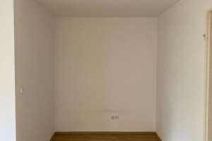 Helle Dachgeschoss-Wohnung mit einem Zimmer in Essen-Stoppenberg – Distelkamp 7, 45141 Stoppenberg, Essen – Vorschaubild 8