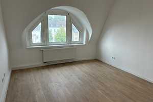 ERSTBEZUG nach Sanierung. Neuwertige EINBAUKÜCHE. TOP-Lage! – Bergstr. 34a, 42651 Solingen – Vorschaubild 8