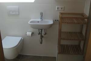 Kleine möblierte 2-Zimmer-DG-Wohnung mit Dachschrägen in toller Wohnlage! – Wilhelm-Blos-Straße 111, 70191 Weißenhof, Stuttgart – Vorschaubild 9