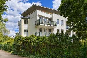 Stilvolle 2-Zi.-Wohnung mit Balkon & Luxus-EBK in gepflegter Wohnanlage in Berlin-Tempelhof – Die vollständige Adresse der Immobilie erhältst du vom Anbieter., 12105 Mariendorf, Berlin – Vorschaubild 11