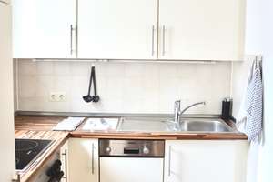 Exklusive Vollmöblierte 2-Zimmer-Wohnung mit Balkon und EBK in München – Halskestraße 12, 81379 Obersendling, München – Vorschaubild 5