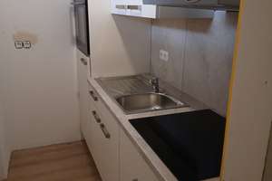 Charmante 1-Zimmer Wohnung mit Balkon in München-Solln