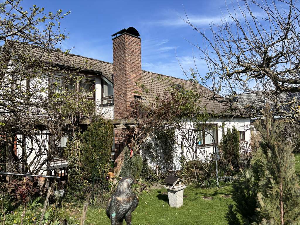 Immobilie in Schlat - Gepflegtes Einfamilienhaus mit 7 Zimmern in Schlat - Bild 0