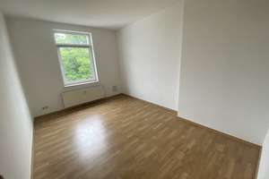 3-Zimmer-Wohnung mit Balkon, Laminat, Einbauküche und Wannenbad – Patriotischer Weg 132, 18057 Kröpeliner-Tor-Vorstadt, Rostock – Vorschaubild 9