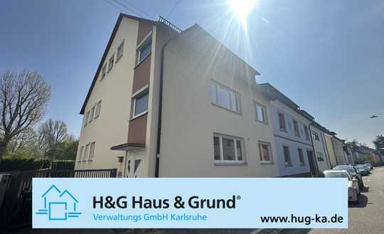 2 WE FREI! Dreifamilienhaus mit Terrasse, Balkon, Garagen + großem Grundstück in Hagsfeld!
