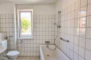 Seltene Gelegenheit! 2 Zi.-Whg. mit Terrasse und Gartennutzung – Schulze-Delitzsch-Str. 14, 46244 Bottrop – Vorschaubild 4