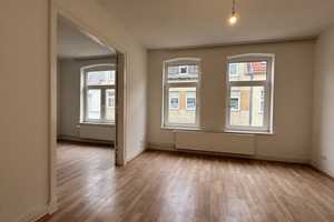3. Zimmer Wohnung in zentraler Lage von Kiel Gaarden - WG Geeignet - – Augustenstraße  36, 24143 Kiel – Vorschaubild 2