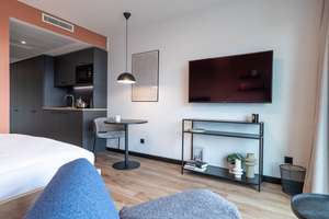 The Base Munich - möbliertes Apartment im Bender Campus - Nähe BMW – Schätzweg 1-3, 80935 Lerchenau-Ost, München – Vorschaubild 5