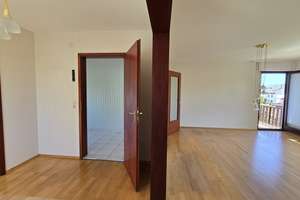 Gepflegtes Zweifamilienhaus mit Doppelgarage und großem Garten – Die vollständige Adresse der Immobilie erhältst du vom Anbieter., 71554 Weissach im Tal – Vorschaubild 11