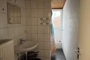 1-Zimmer mit Miniküche und Gemeinschaftsbad – Wilhelmstraße 8, 76137 Südstadt, Karlsruhe – Vorschaubild 2