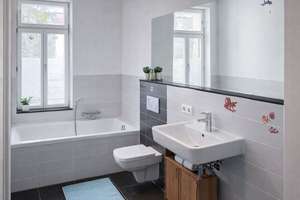 Stilvolle 5-Zimmer‑Wohnung in denkmalgeschütztem Ensemble
in Leipzig-Lindenau mit Balkon – Die vollständige Adresse der Immobilie erhältst du vom Anbieter., 4177 Altlindenau, Leipzig – Vorschaubild 12