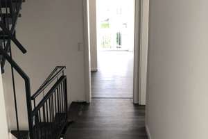 Wohnen mit Charakter: Doppelhaushälfte in Erlangen-Kriegenbrunn – Osloer Straße 12, 91056 Kriegenbrunn, Erlangen – Vorschaubild 15