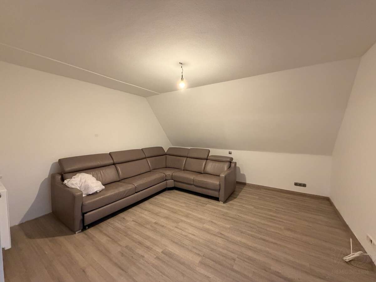 Immobilie in Rennerod - Attraktives Mehrfamilienhaus in bester Lage von Rennerod. Optimal geeignet für Kapitalanleger. - Bild 6