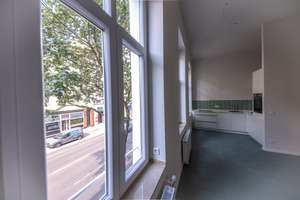 Coole lässige Altbauwohnung, begehbarer Kleiderschrank, voll eingerichtet, BOLON Designboden – Herzogstraße 25, 40215 Friedrichstadt, Düsseldorf – Vorschaubild 7