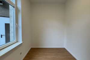 Saniertes Haus mit 9 Einheiten direkt am Bahnhof Mülheim – Charlottenstraße 73, 45468 Mülheim an der Ruhr – Vorschaubild 5