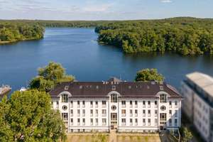 Sonnige Wohnung mit unverbaubarem Blick auf die Wasserlandschaft der Havel