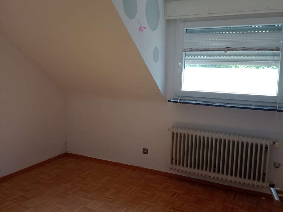 Kinderzimmer Büro DG