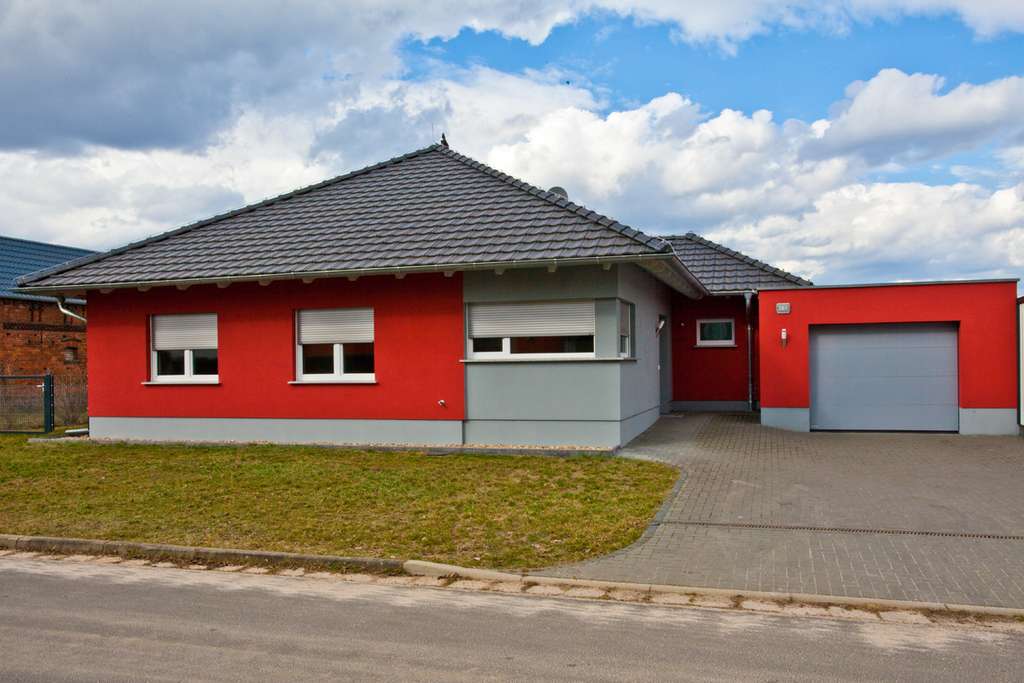 Immobilie in Märkische Heide - Moderner Bungalow in ruhiger Lage mit effizienter Wärmepumpe im Spreewald - Bild 0