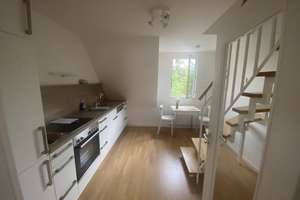 Charmante voll möblierte Maisonette-Wohnung in Stuttgart-Degerloch – Pauschalmiete inkl. Nebenkosten