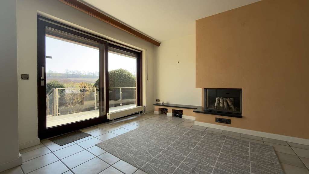 Immobilie in Ebergötzen - Unternehmertraum! Ihr neuer Firmensitz - Wohn- und Geschäftshaus mit großem Grundstück und Garagen - Bild 3