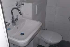 Attraktiv sanierte 2,5 -Zimmer  Dachgeschoßwohnung mit Gartenmitbenutzung – Brunostr 10, 45130 Holsterhausen, Essen – Vorschaubild 6
