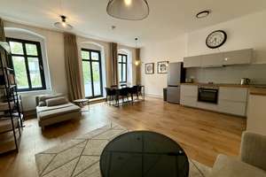 +++ Kernsaniertes Haus & Wohnung / Bezugsfrei ab 01.07.2026, 2-Zi. ETW mit Balkon +++