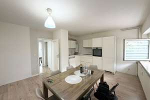 2 Zimmerwohnung im Erdgeschoss : Wohnküche & komplett saniert ! – Steinmetzstr. 1, 47053 Hochfeld, Duisburg – Vorschaubild 2