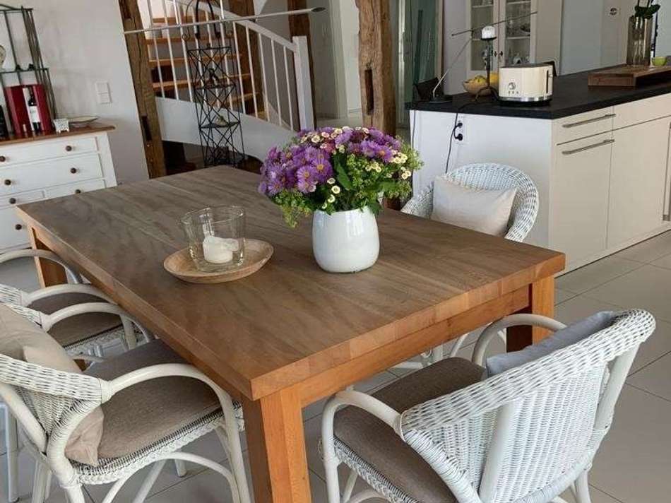 Küche und Esszimmer