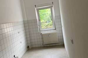 Attraktive 4-Zimmer-Eigentumswohnung mit Südterrasse in ruhiger Lage der Paderborner Stadtheide – Die vollständige Adresse der Immobilie erhältst du vom Anbieter., 33102 Kernstadt, Paderborn – Vorschaubild 6