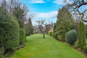Willkommen zu Hause - Großzügiges Wohnen mit traumhaftem Garten in Kiel-Wellsee – Kiel – Vorschaubild 12