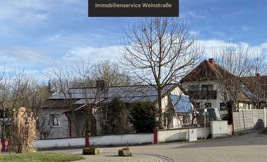 *** BUNGALOW als EnergieEffizienzWunder in Feldrandlage ***