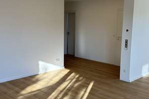 NEUBAU *Erstbezug* - Helle, offene 3 Zimmer Wohnung mit Terrasse in Reutlingen-Ohmenhausen – Die vollständige Adresse der Immobilie erhältst du vom Anbieter., 72770 Ohmenhausen, Reutlingen – Vorschaubild 8