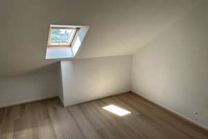 Wohnen mit Charakter: Saniertes kompaktes Apartment in Wiesbaden-Kloppenheim für Singles – Die vollständige Adresse der Immobilie erhältst du vom Anbieter., 65207 Kloppenheim, Wiesbaden – Vorschaubild 2